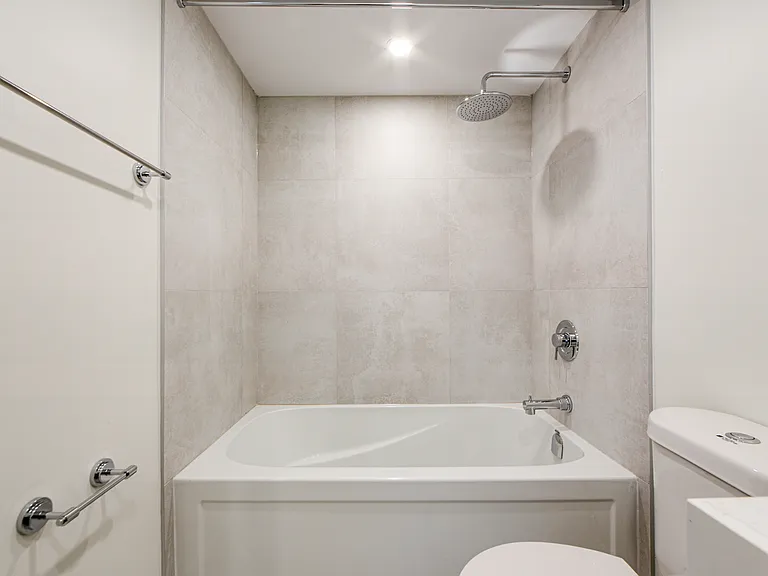 55 Livingston Rd — Photo 18