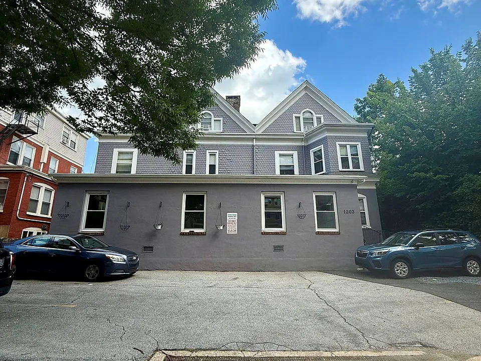1203 Gilpin Ave #2