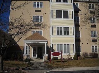 3 Village Cir APT 102, Stroudsburg, PA 18360