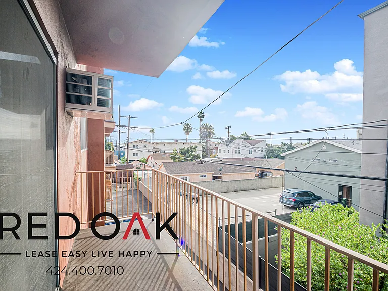 915 N Wilton Pl #213 — Photo 9