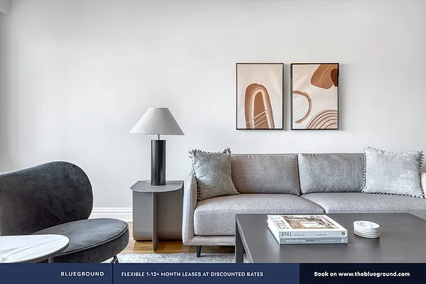 Rented by The Blueground | media 42