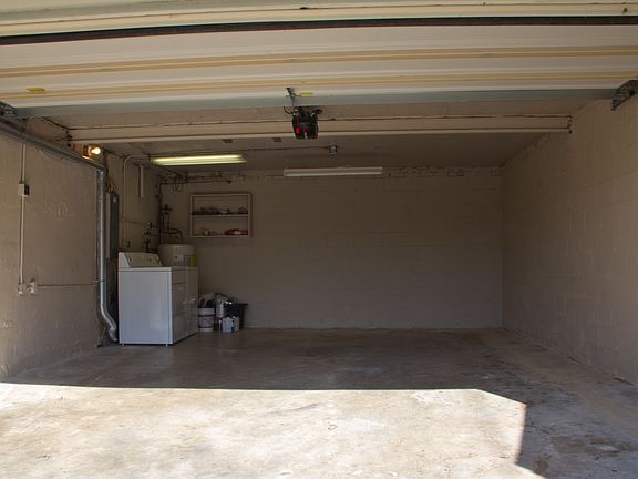 Garage 1