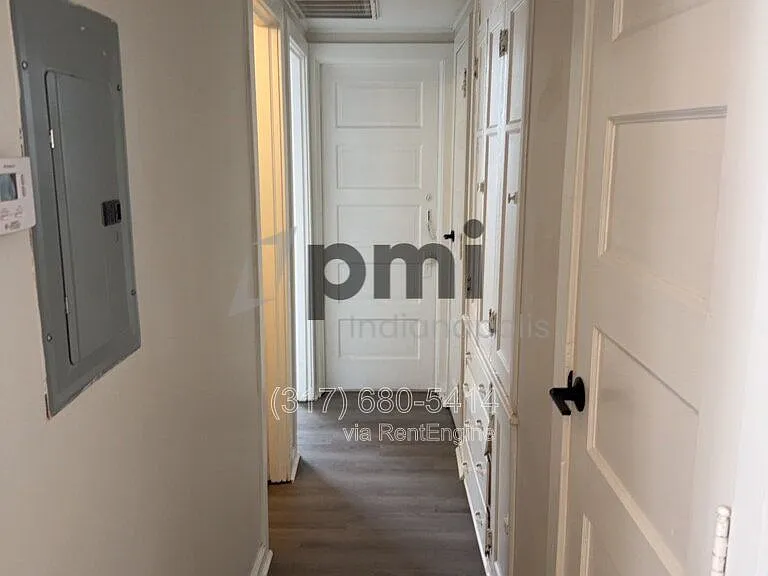 Indy Downtown Colonial Apartments — Photo 103