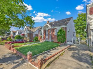 58-23 Francis Lewis Blvd, Oakland Gardens, NY 11364