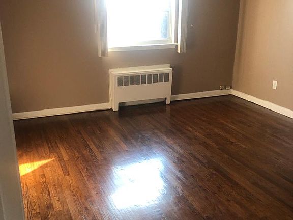 5th image of 4002 Baychester Ave #1