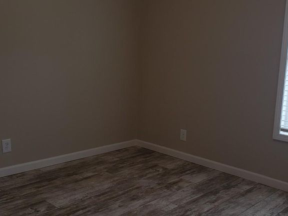 4th image of 8121 Lillian Hwy #45