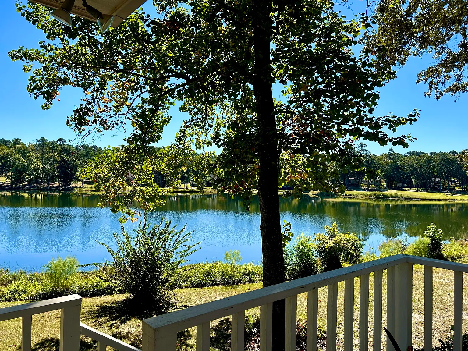 2 bed, 2.0 bath, 1868 sqft, $1,985 — Photo 2