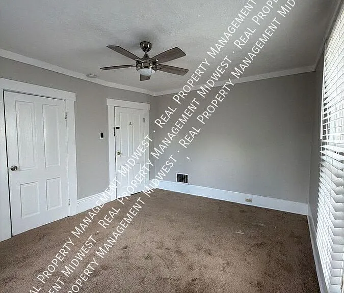 255 S 17th St — Photo 18