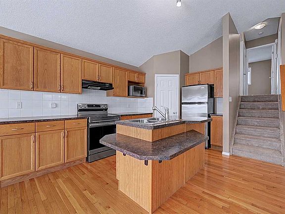 4th image of 522 NE Evermeadow Rd SW