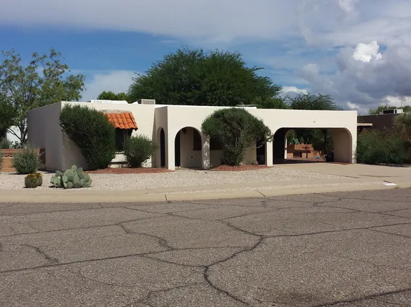 111 E Santa Chalice Dr, Green Valley, AZ 85614