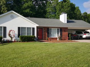 5516 Cornerstaff Dr, Greensboro, NC 27407
