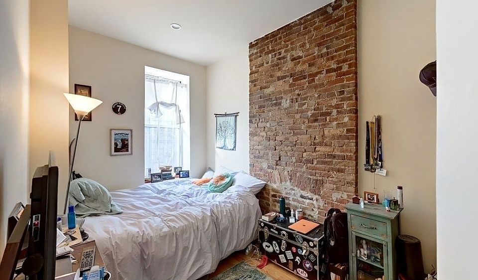 1st image of 625 Franklin Ave APT 2