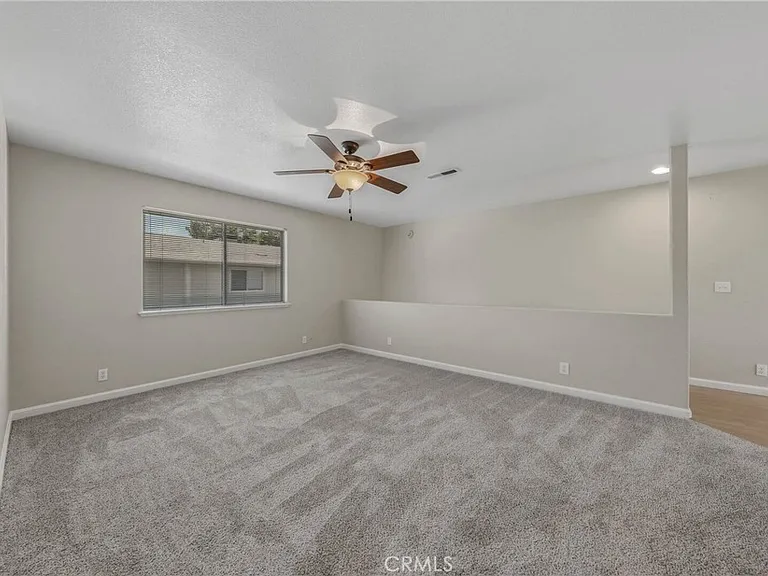 687 Armstrong St — Photo 7