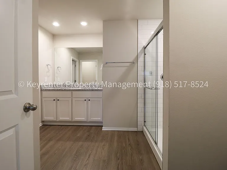 1308 Sunstone St — Photo 34