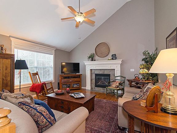 4th image of 4808 Garland St