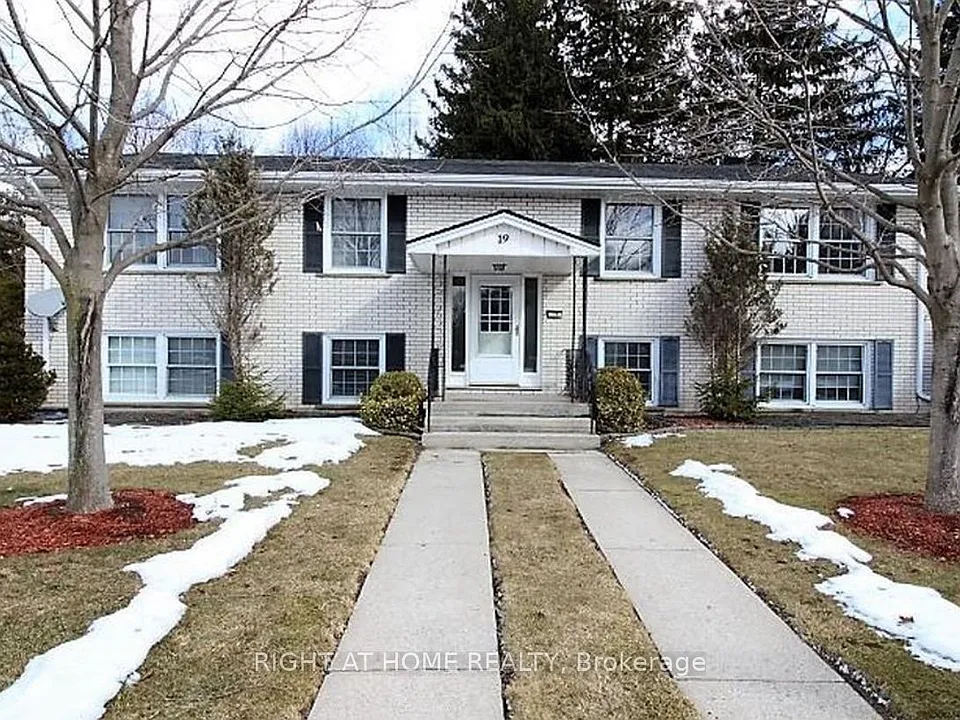19 Johnson Pl #1