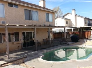 14594 Choke Cherry Dr, Victorville, CA 92392
