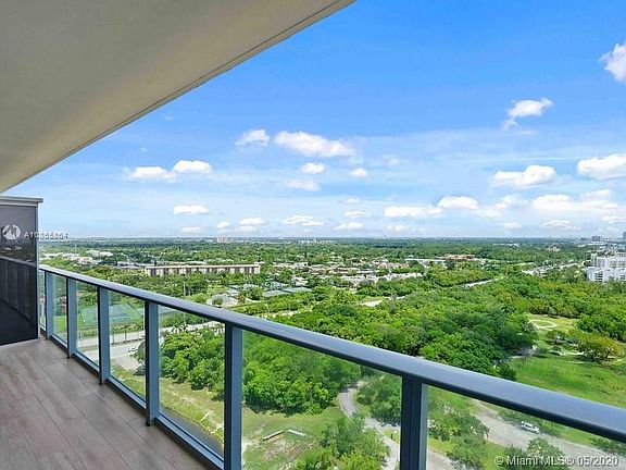 4th image of 16385 Biscayne Blvd Unit 2205