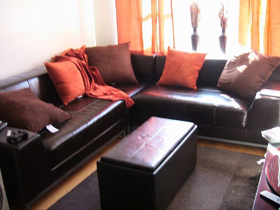 2nd image of 507 Maple St #3
