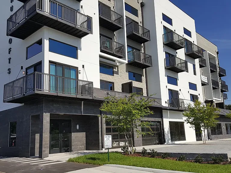 Avenue Lofts — Photo 3