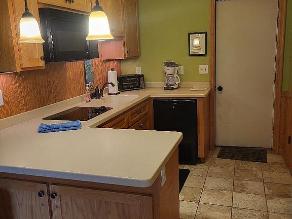 3rd image of 29 Maryland Ave #105
