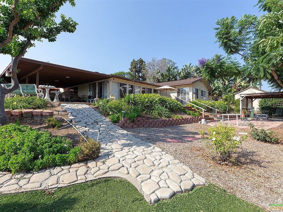 1st image of 660 Plumosa Ave
