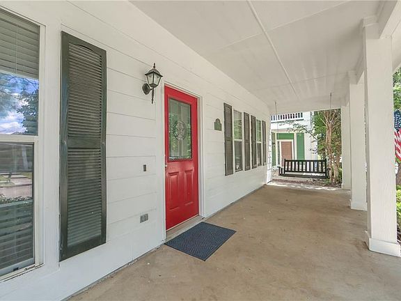 4th image of 1381 Kingston Pl