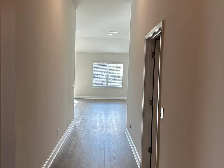 117 Cades Blf — Photo 6
