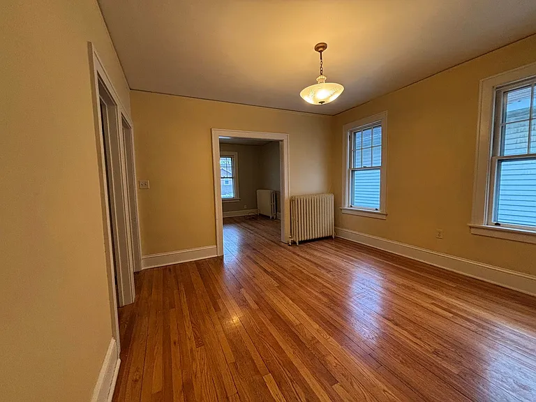 63 Grove Ave — Photo 2