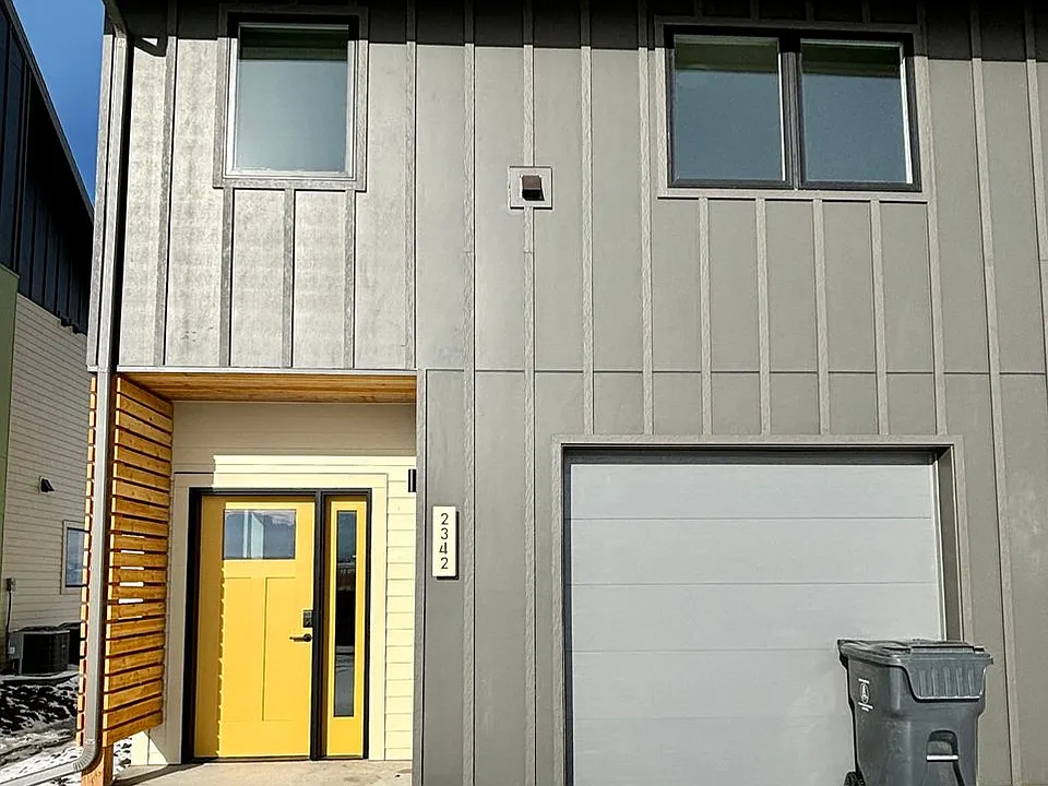 2342-46 Shorthorn Ave. - Burnham Ranch Building 3