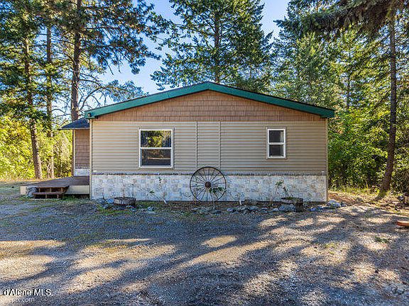 2nd image of 467 Silverado Rd