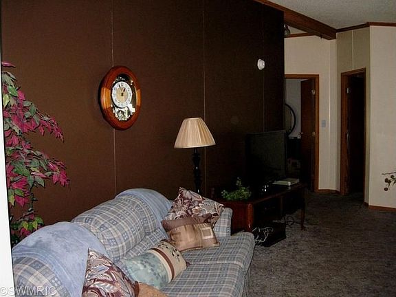 4th image of 6698 E Deerwood Dr