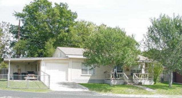 1st image of 102 Paradise Ave