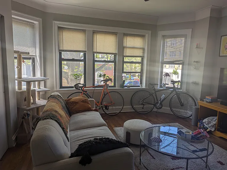 2119 N Campbell Ave #2F — Photo 1