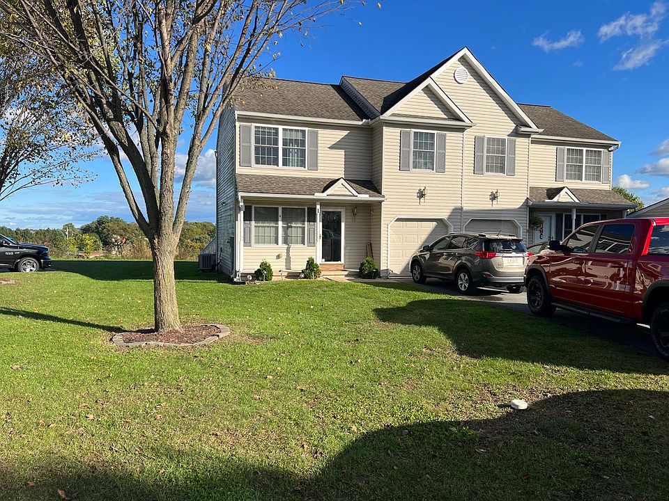 1st image of 1 Creekside Dr