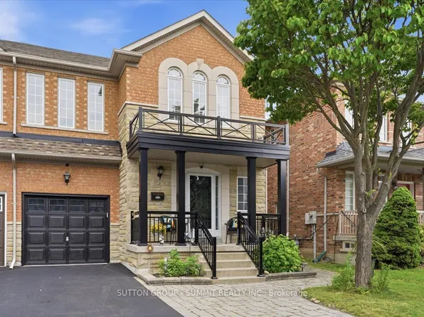42 Dylan St, Vaughan, ON L4H 2X5