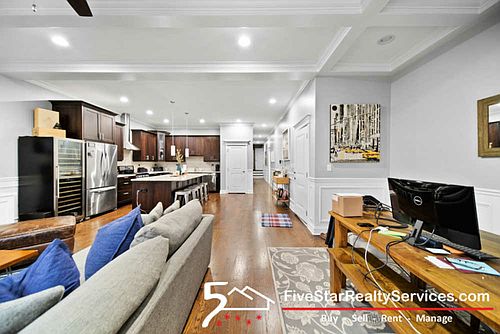 4th image of 1324 W Grand Ave APT 2W