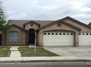 2832 Tar Springs Ave, Bakersfield, CA 93313