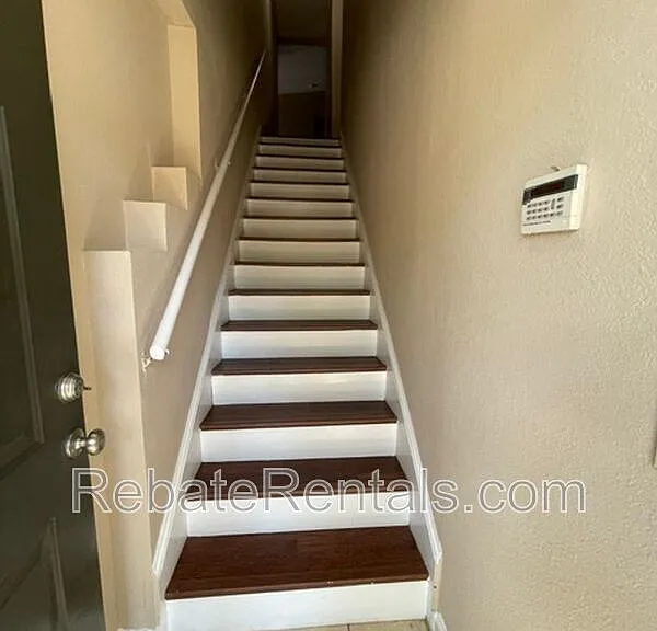 10075 Gate Pkwy N #1505 — Photo 4