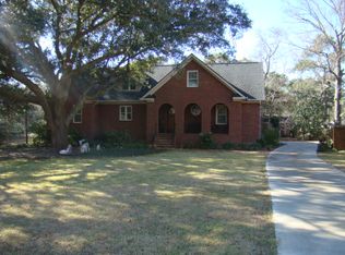 515 Parkwood Estates Dr, Charleston, SC 29407
