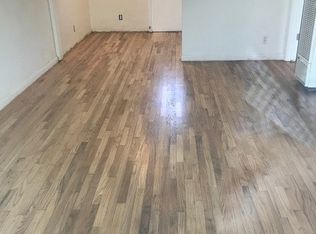 2516 N Buena Vista St, Burbank, CA 91504