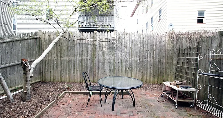 169 Erie St #2 — Photo 22