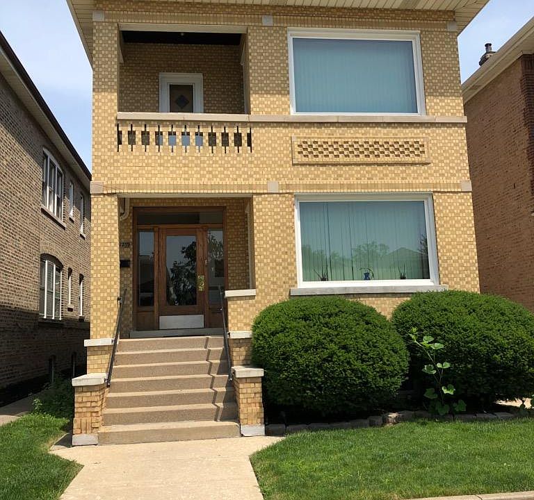 1st image of 7219 S California Ave #1