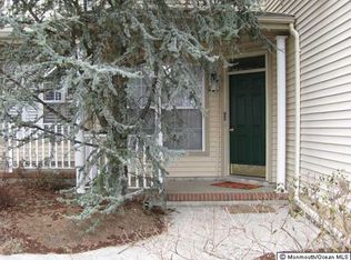 98 Banyan Blvd, Holmdel, NJ 07733