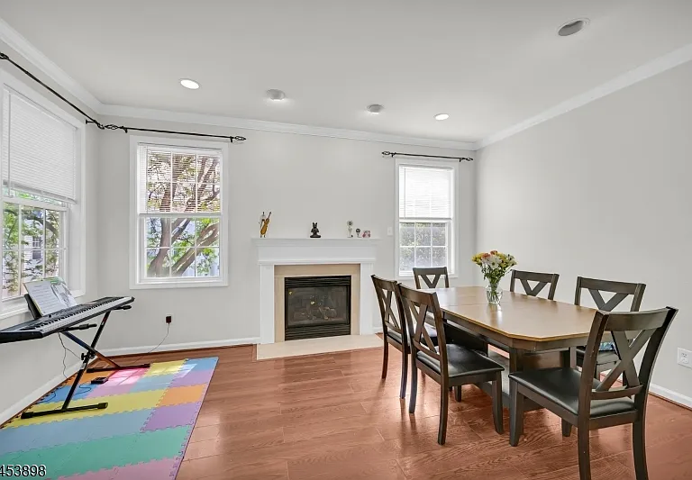 200 Barringer Dr — Photo 11