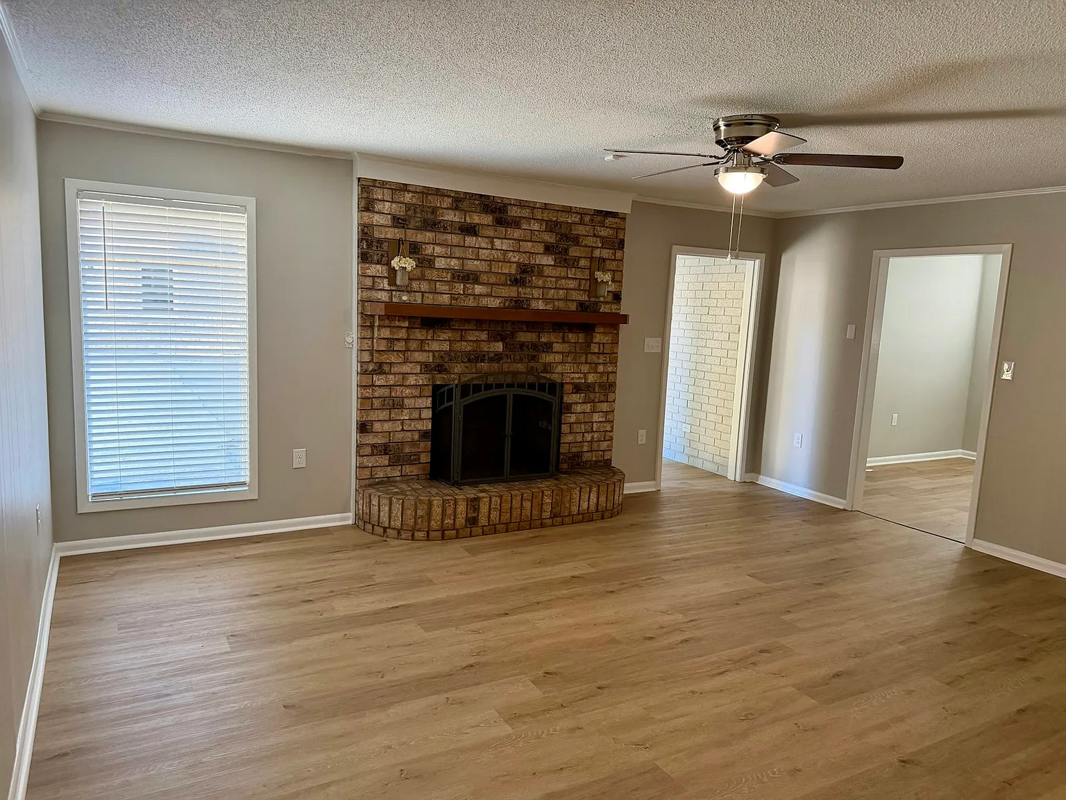 3019 Magnolia Place — Photo 3