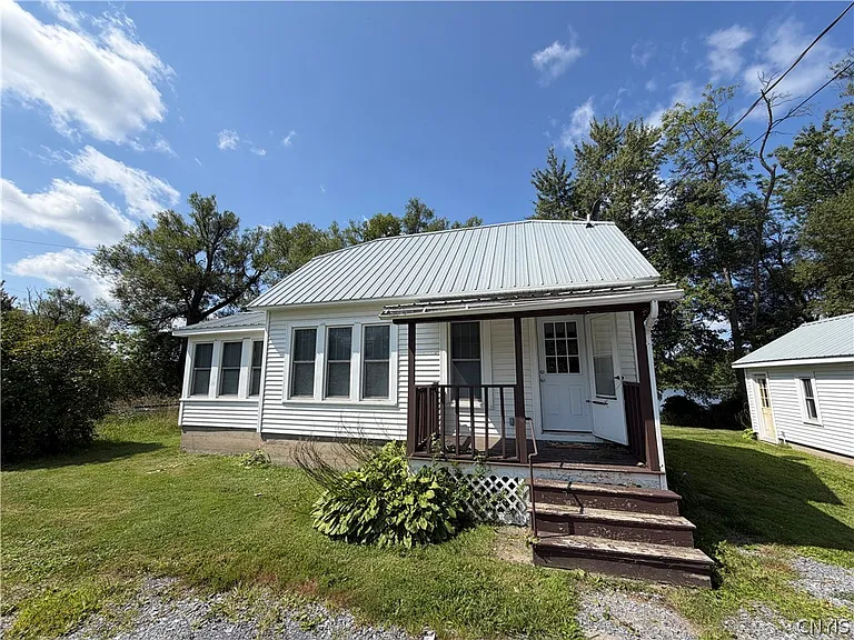 37210 State Route 3 — Photo 16