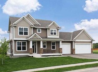 811 Egret Ln, Waconia, MN 55387