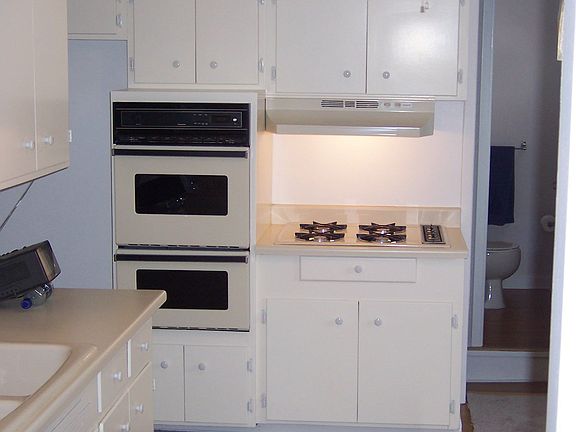 4th image of 10850 Kader Dr