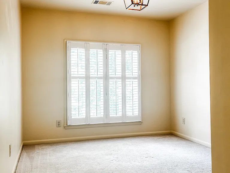 Open study - ideal for a home office, reading nook or guest space